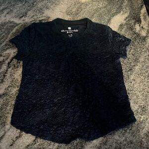 A short sleeve Abercrombie, kids shirt ￼